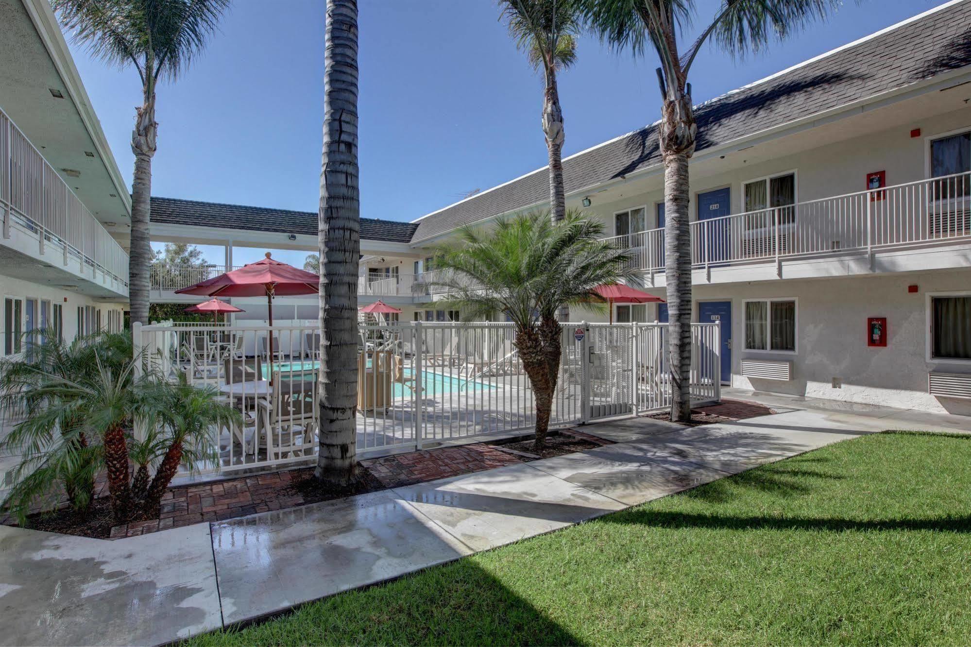 Motel 6-Westminster, Ca - North Zewnętrze zdjęcie